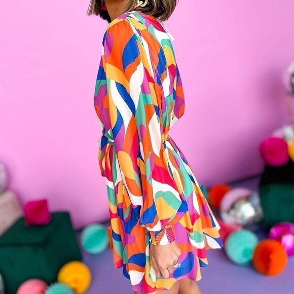 Abstract Print Belted Mini Dress - Picture 4 of 4